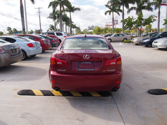 2007 Lexus IS 250 Base