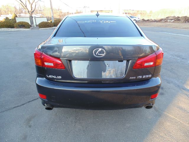 2007 Lexus IS 250 4WD 4-door Sport/entertainment Pkg