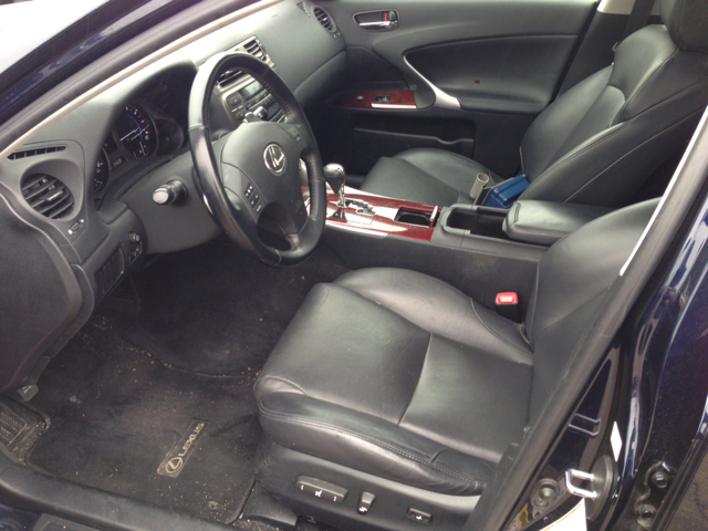 2007 Lexus IS 250 4WD 4-door Sport/entertainment Pkg