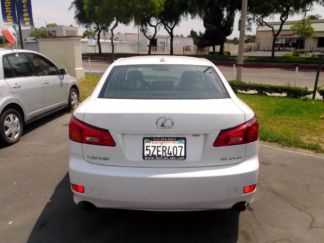 2007 Lexus IS 250 Ext Cab SLE Longbed