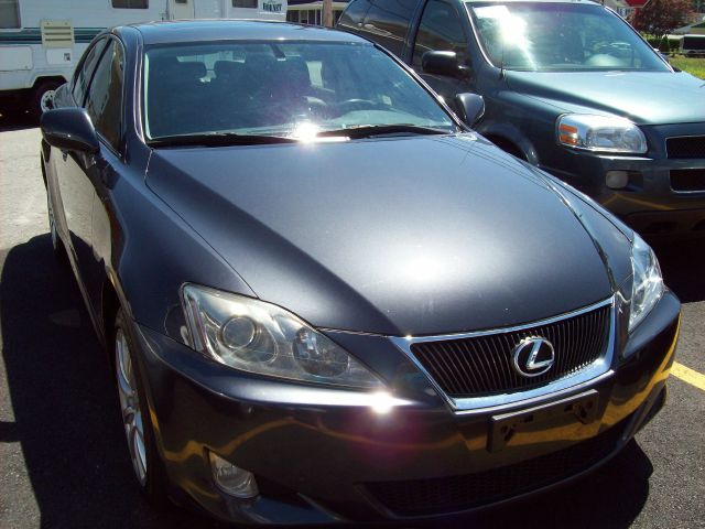 2007 Lexus IS 250 4WD 4-door Sport/entertainment Pkg