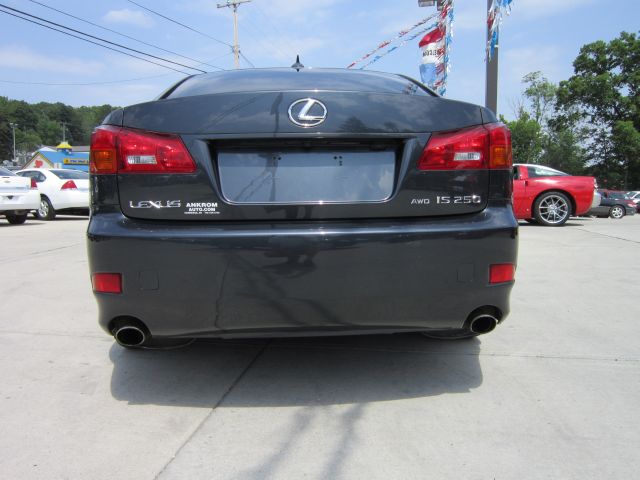 2007 Lexus IS 250 4WD 4-door Sport/entertainment Pkg