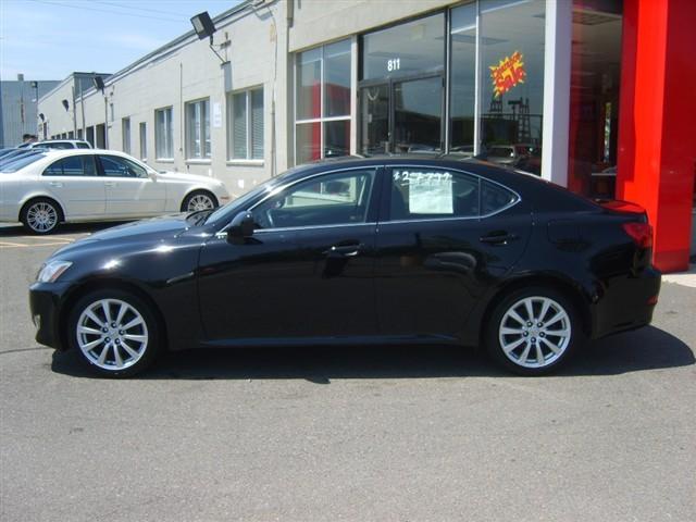 2007 Lexus IS 250 4WD 4-door Sport/entertainment Pkg