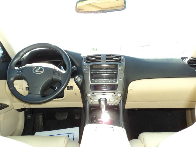 2008 Lexus IS 250 Ext Cab SLE Longbed