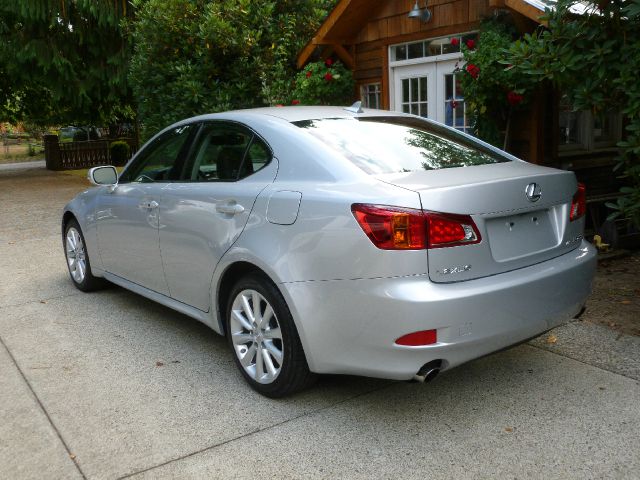 2010 Lexus IS 250 Dvd-3rd ROW Seating