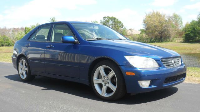 2001 Lexus IS 300 Base