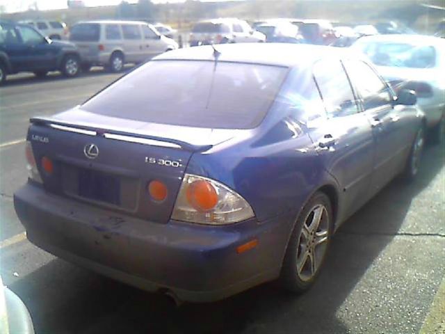 2001 Lexus IS 300 Base