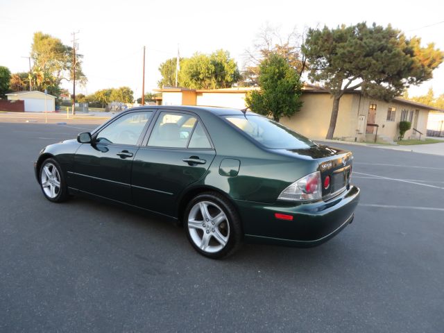 2001 Lexus IS 300 Base