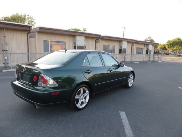 2001 Lexus IS 300 Base