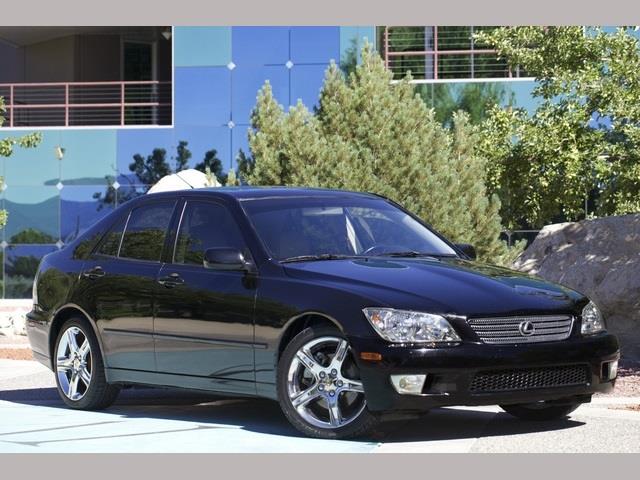 2001 Lexus IS 300 2