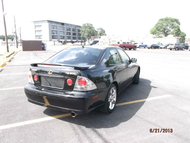 2001 Lexus IS 300 4x4 Extended Cab Lariat