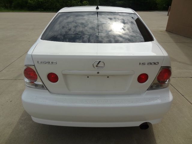 2001 Lexus IS 300 Base