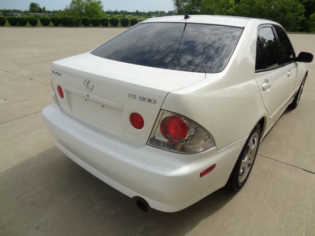 2001 Lexus IS 300 Base