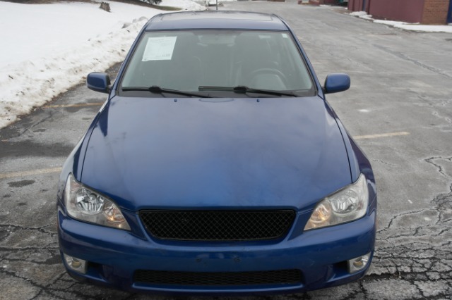 2001 Lexus IS 300 Base