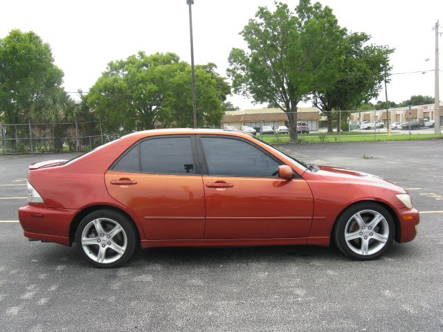 2001 Lexus IS 300 Base