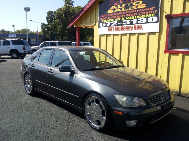 2001 Lexus IS 300 Base