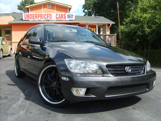 2002 Lexus IS 300 323it