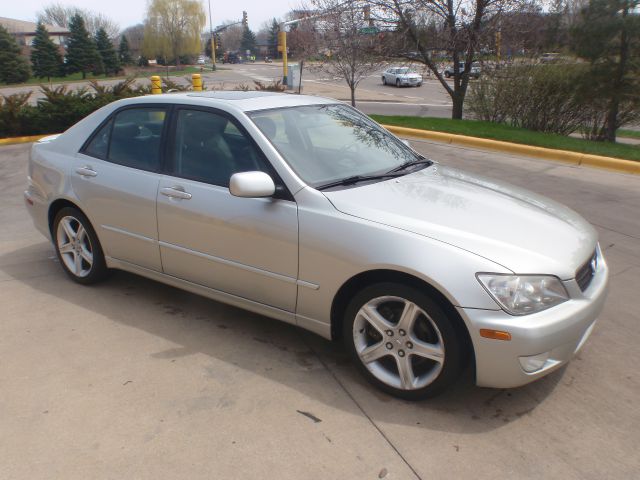 2002 Lexus IS 300 Base