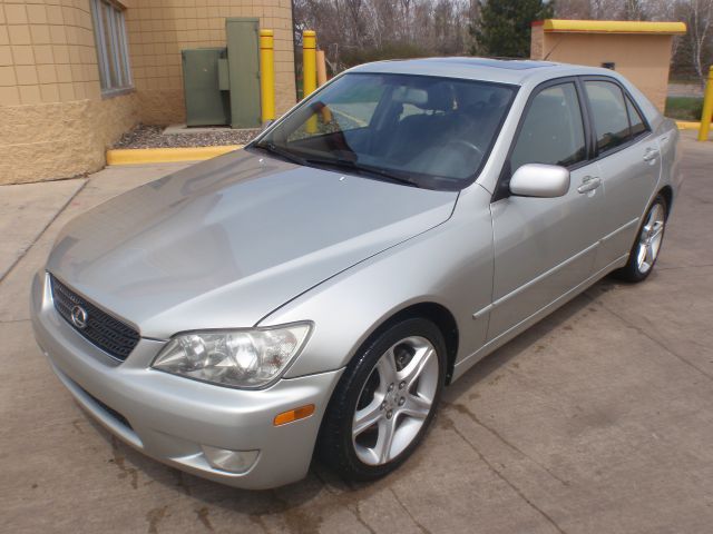 2002 Lexus IS 300 Base