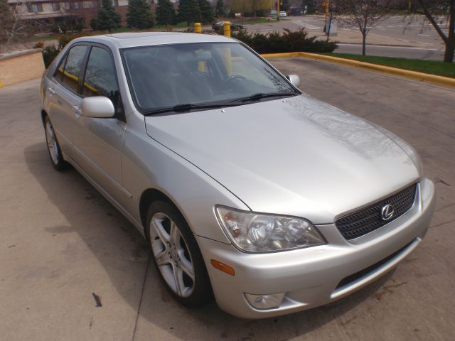 2002 Lexus IS 300 Base