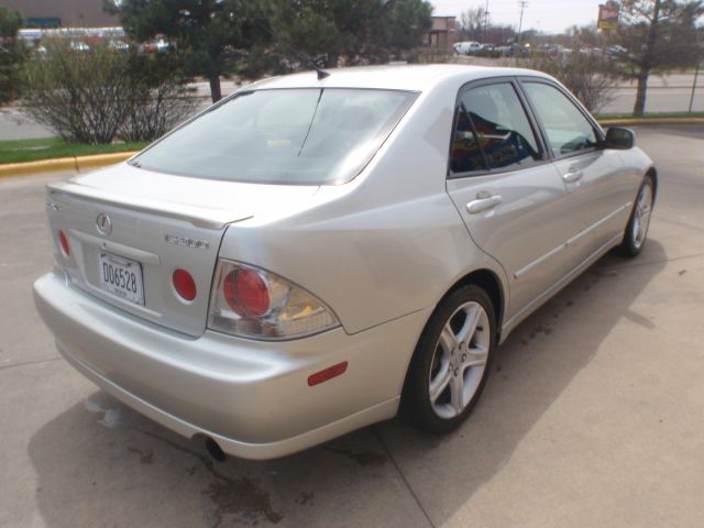 2002 Lexus IS 300 Base