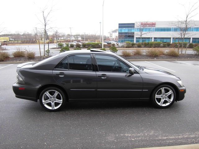 2002 Lexus IS 300 Unknown