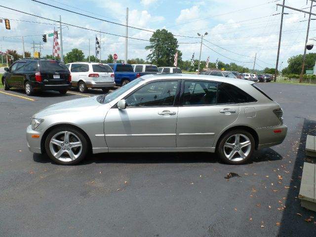 2002 Lexus IS 300 Base