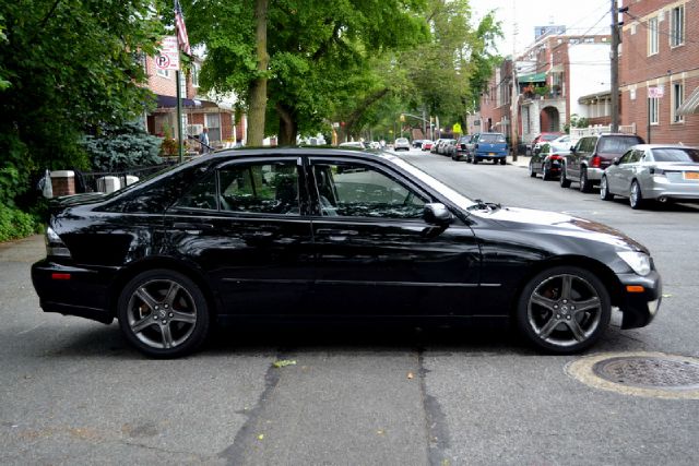 2002 Lexus IS 300 740ia Free Shipping