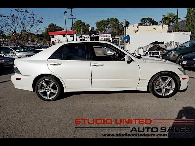 2003 Lexus IS 300 4WD Supercrew 4x4 Truck