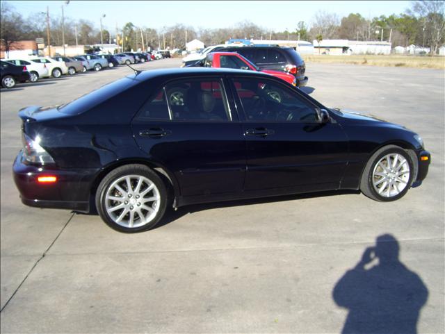 2003 Lexus IS 300 Base