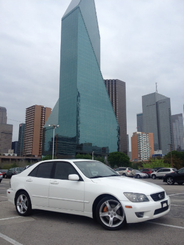 2004 Lexus IS 300 323it