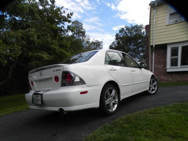 2004 Lexus IS 300 2