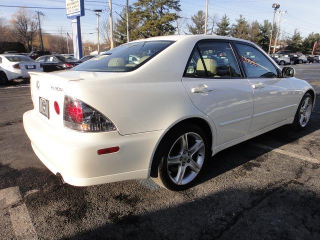 2005 Lexus IS 300 Base