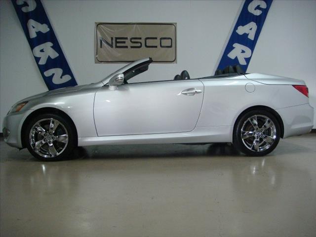 2010 Lexus IS 350C SDN