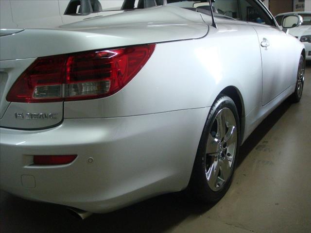 2010 Lexus IS 350C SDN