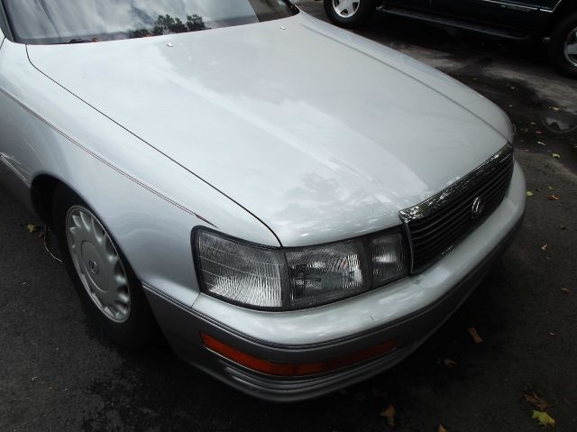 1990 Lexus LS 400 Base