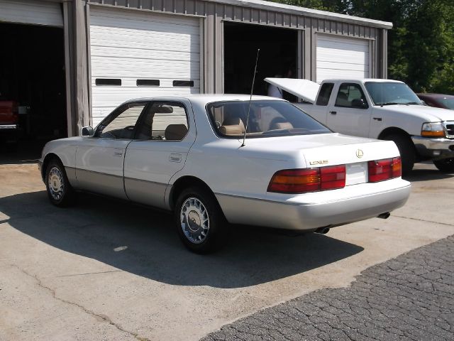 1992 Lexus LS 400 Base