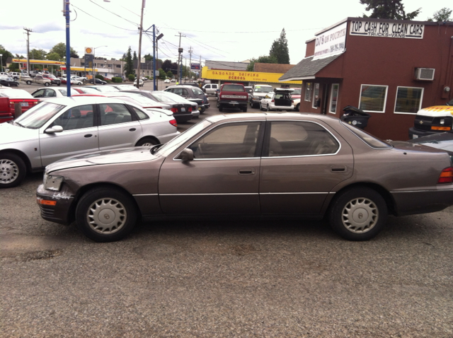 1992 Lexus LS 400 Base