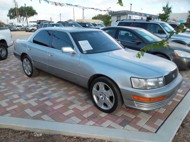 1992 Lexus LS 400 Base