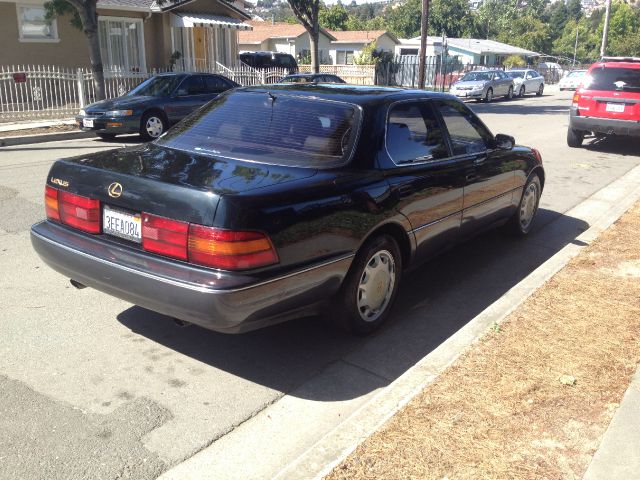 1993 Lexus LS 400 Base