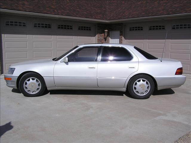 1993 Lexus LS 400 Unknown