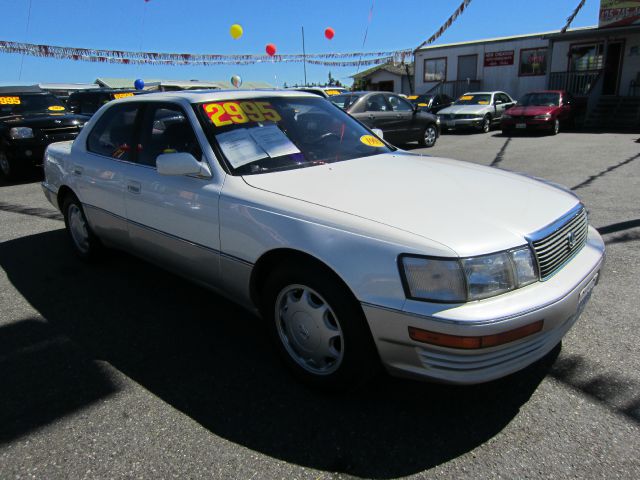 1993 Lexus LS 400 Base