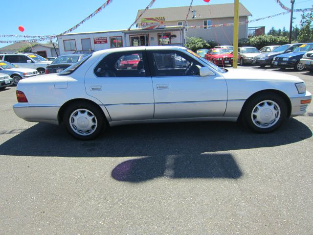 1993 Lexus LS 400 Base