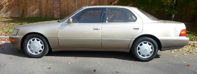 1994 Lexus LS 400 Base