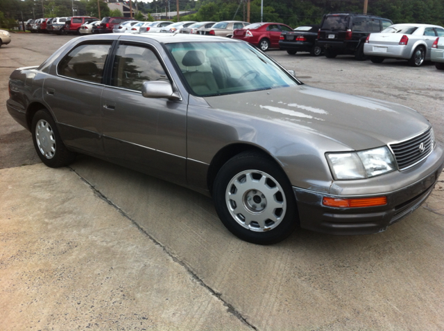 1996 Lexus LS 400 Base