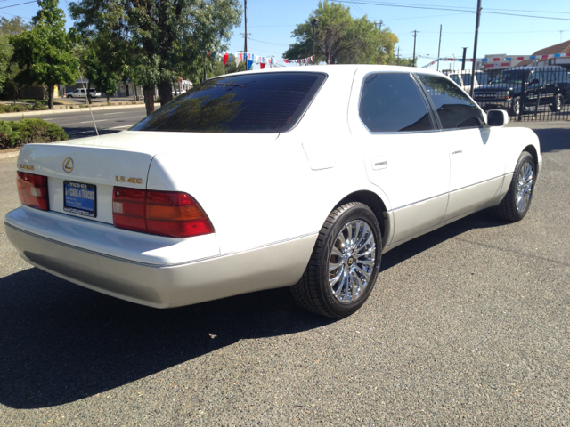 1996 Lexus LS 400 Base