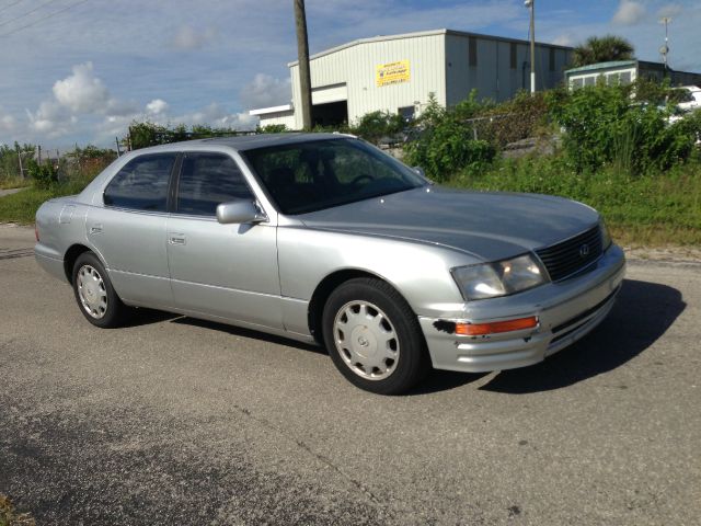 1996 Lexus LS 400 Base