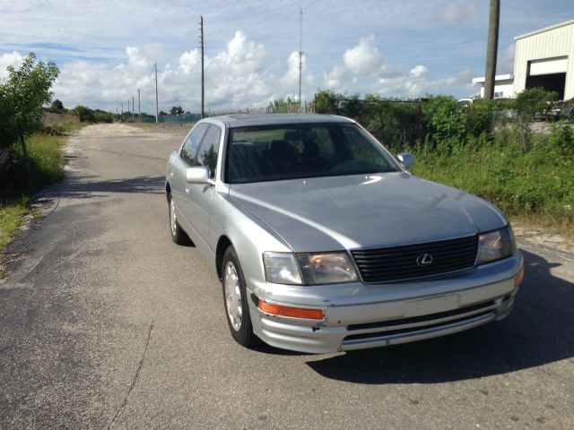 1996 Lexus LS 400 Base