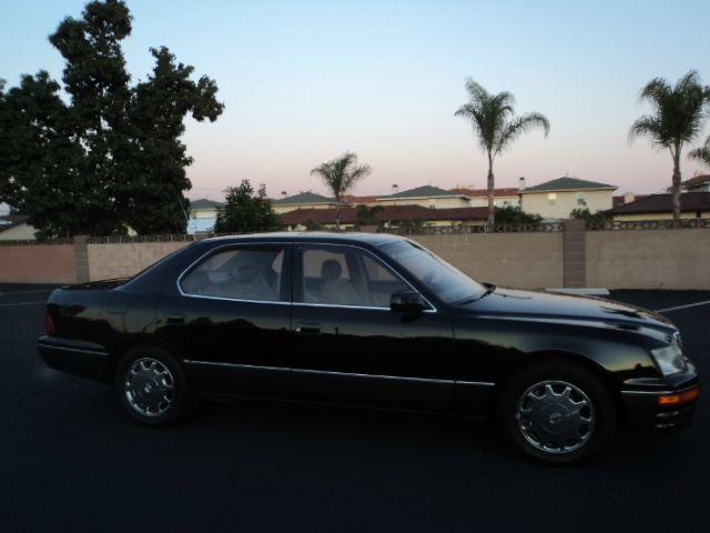 1996 Lexus LS 400 Base