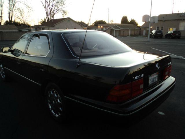 1996 Lexus LS 400 Base